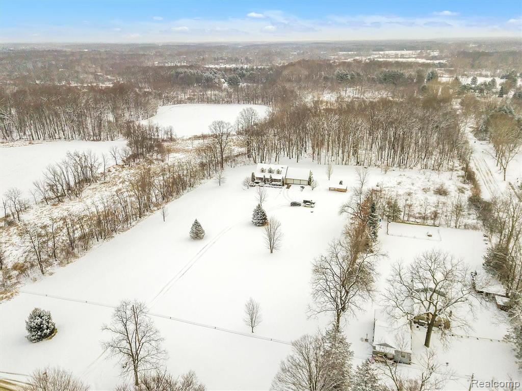 9344 Antcliff Road Howell, MI 48855 - Photo 39 of 43 Gallery Image 39
