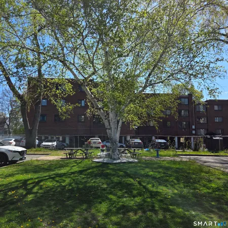 $1,450 | 52 Atwood Street, Unit 3B, Hartford, CT 06105