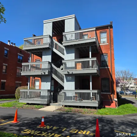 $1,450 | 52 Atwood Street, Unit 3B, Hartford, CT 06105