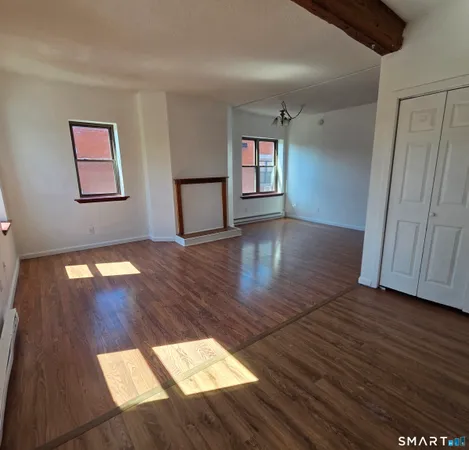 $1,450 | 52 Atwood Street, Unit 3B, Hartford, CT 06105