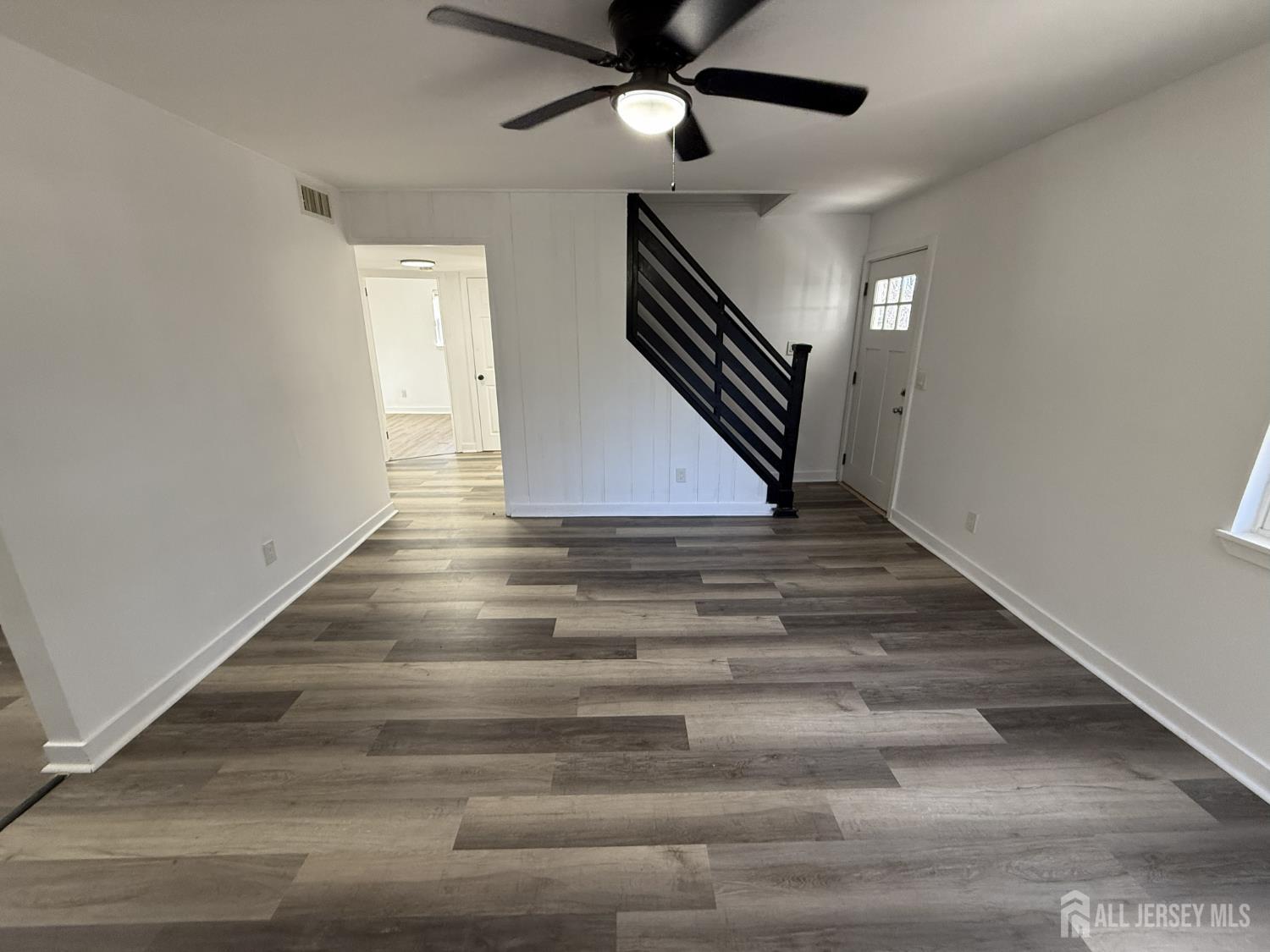 1060 Terrace Boulevard Ewing, NJ 08618 - Photo 3 of 15 a view of entryway