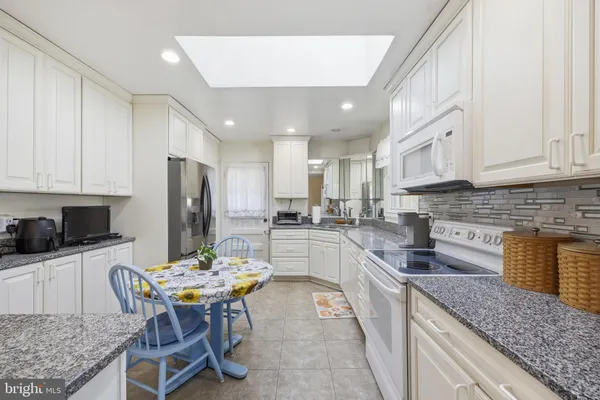 $595,000 | 12709 Castleleigh Court, Silver Spring, MD 20904