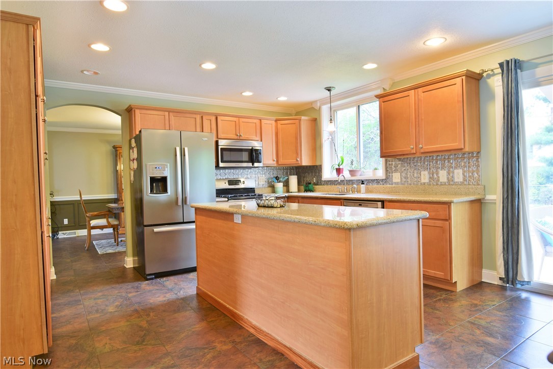 192 Pheasant Run Road Southeast Warren, OH 44484 - Photo 8 of 35 Gallery Image 8