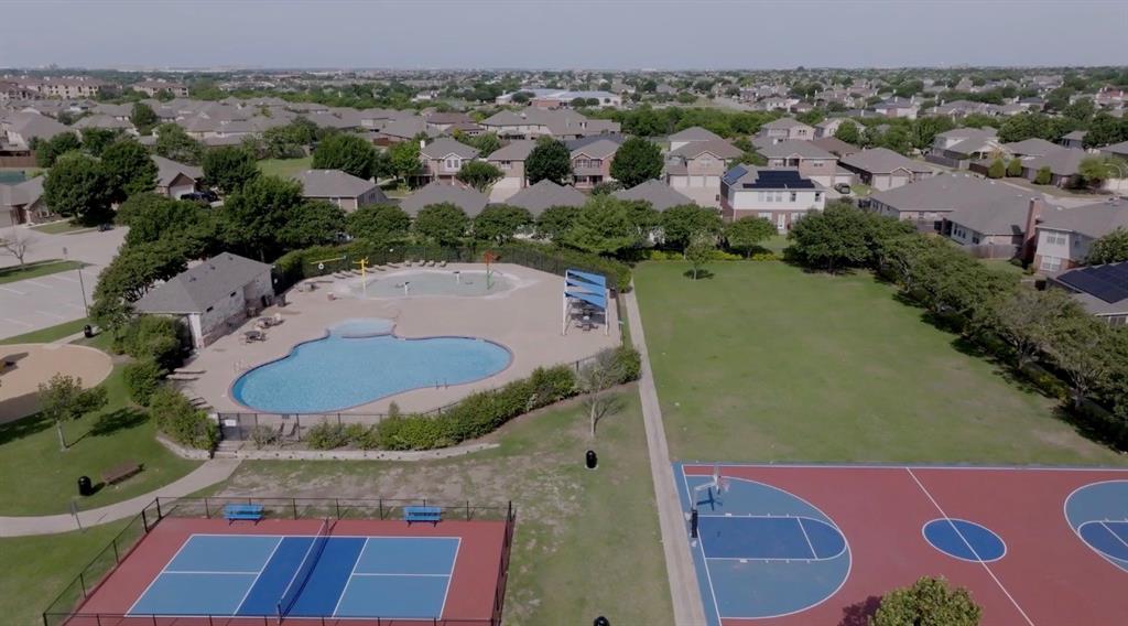 8805 Graywolf Ridge Trail Fort Worth, TX 76244 - Photo 6 of 23