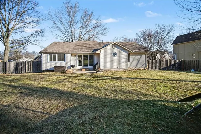 $395,000 | 2108 Southwest Park Drive, Blue Springs, MO 64015