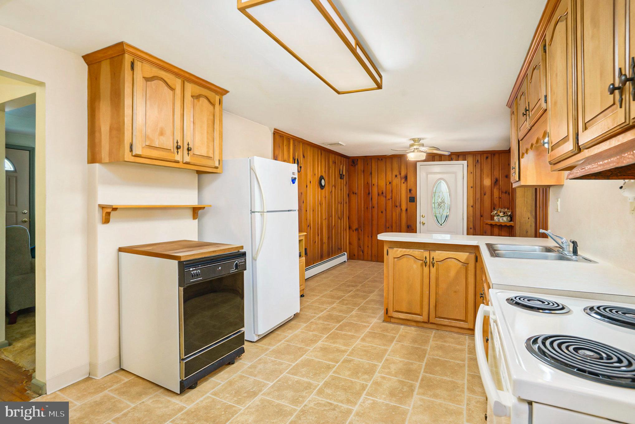 2815 Eagleville Road Audubon, PA 19403 - Photo 2 of 37