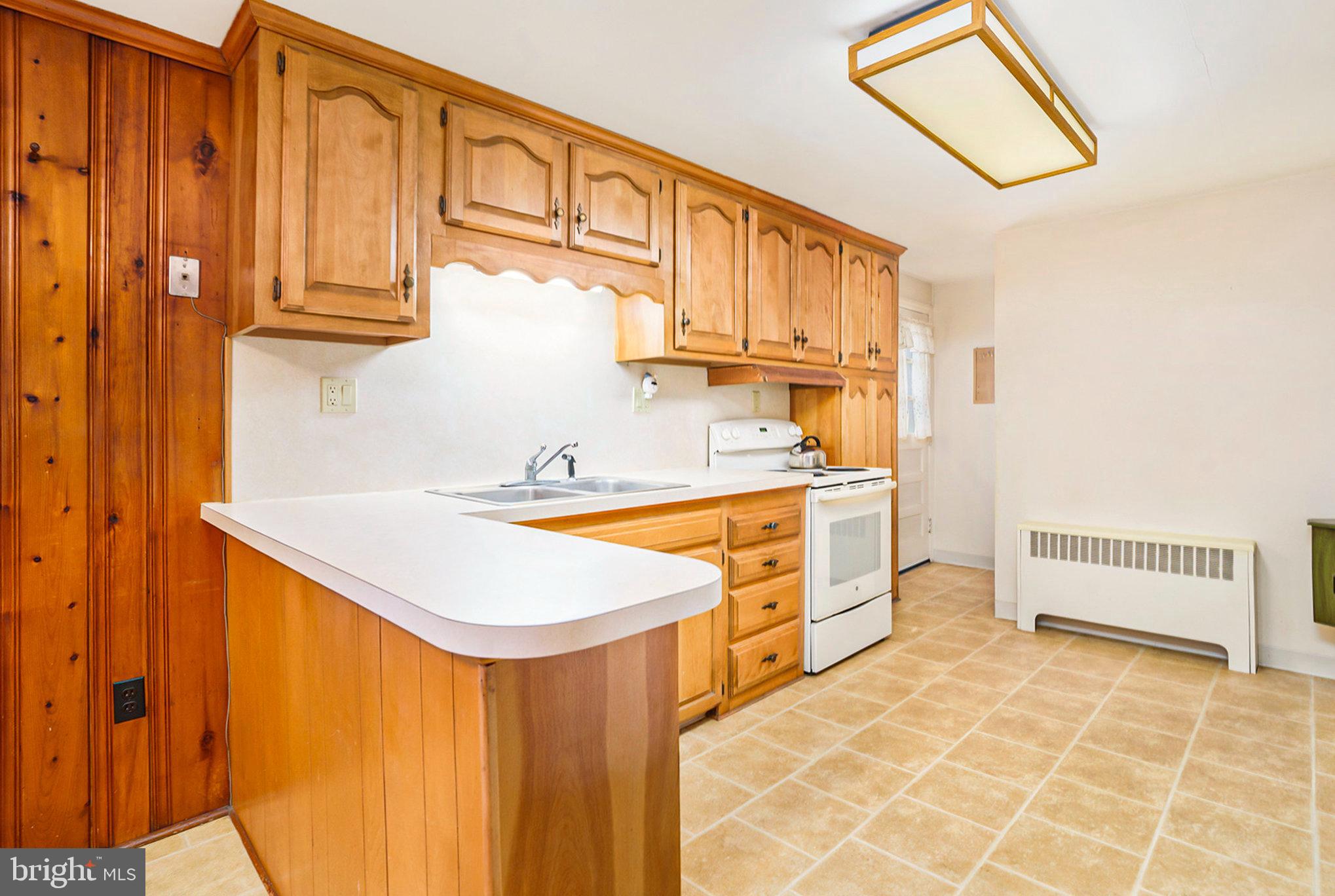 2815 Eagleville Road Audubon, PA 19403 - Photo 6 of 37