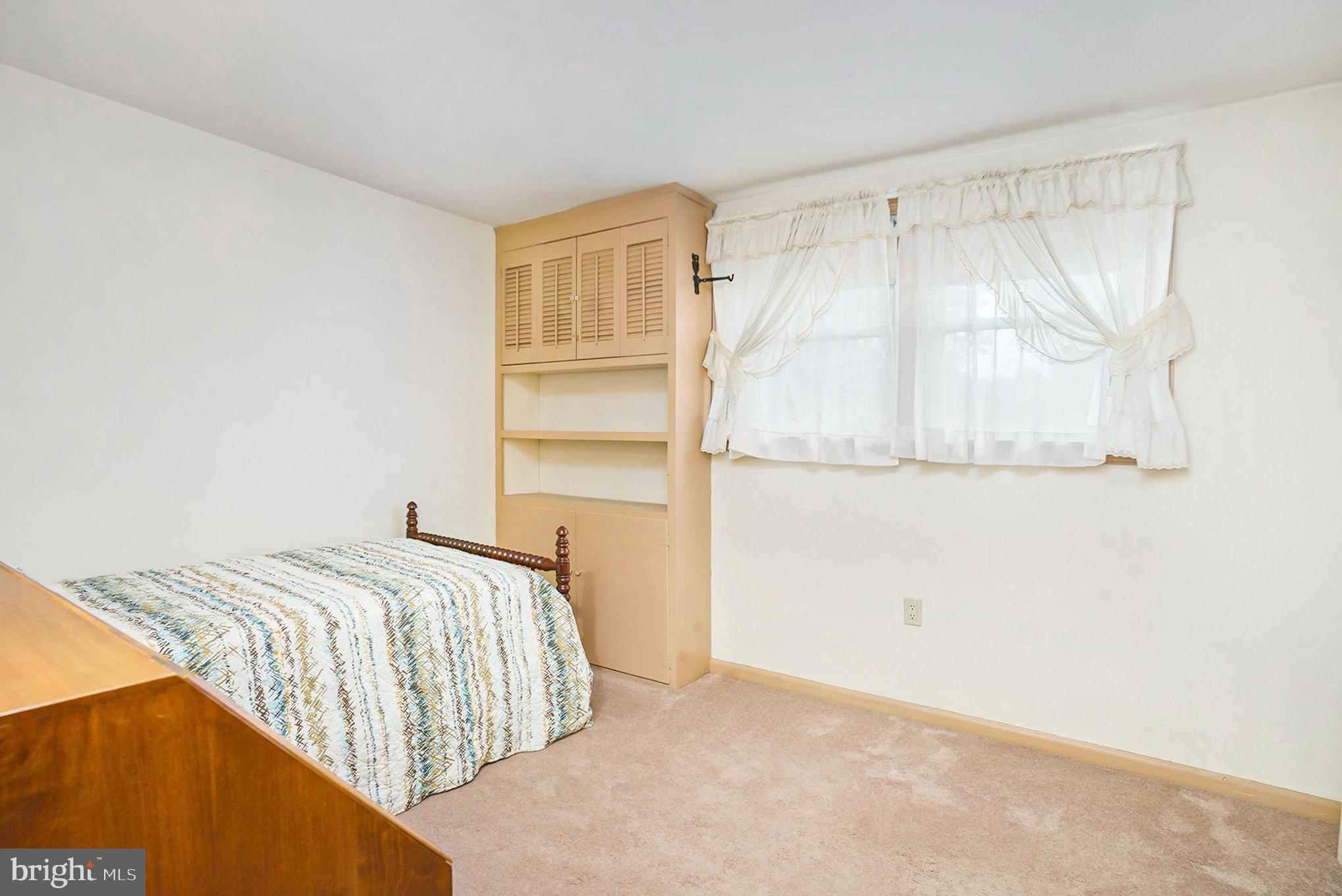 2815 Eagleville Road Audubon, PA 19403 - Photo 9 of 37