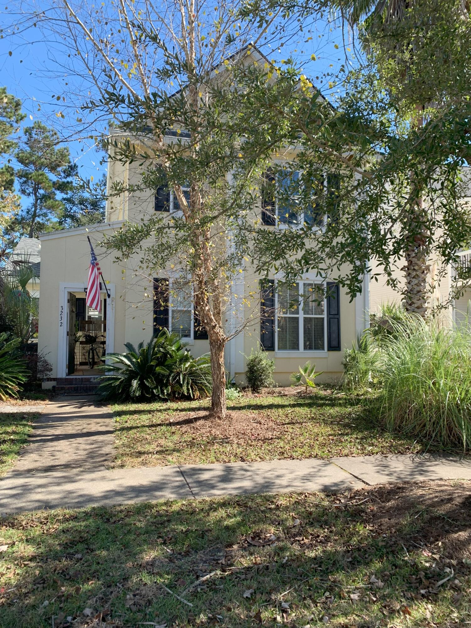 3232 Beaconsfield Road Mount Pleasant, SC 29466 - Photo 1 of 7 Front