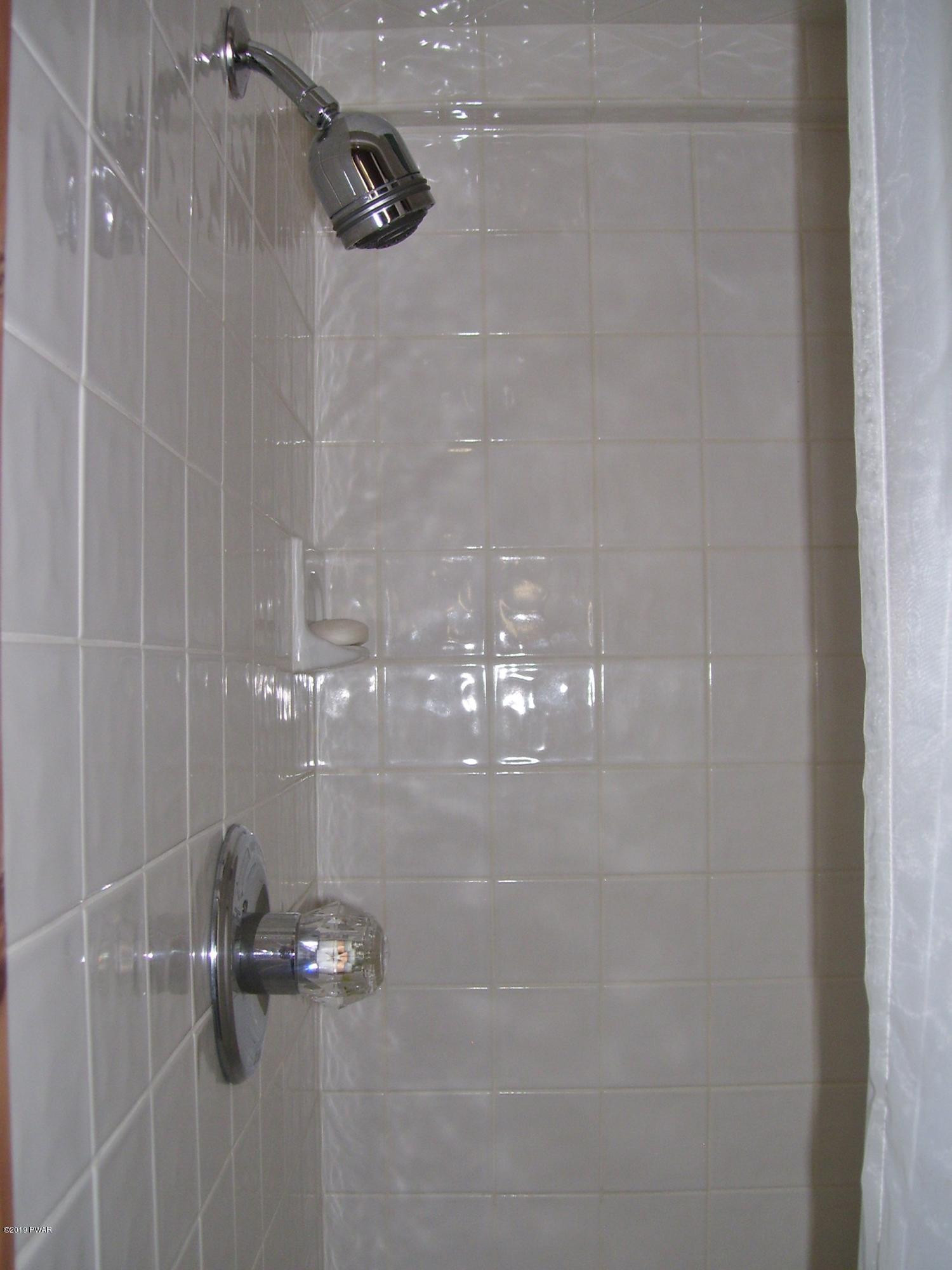 32 Park Road Lakeville, PA 18438 - Photo 18 of 51