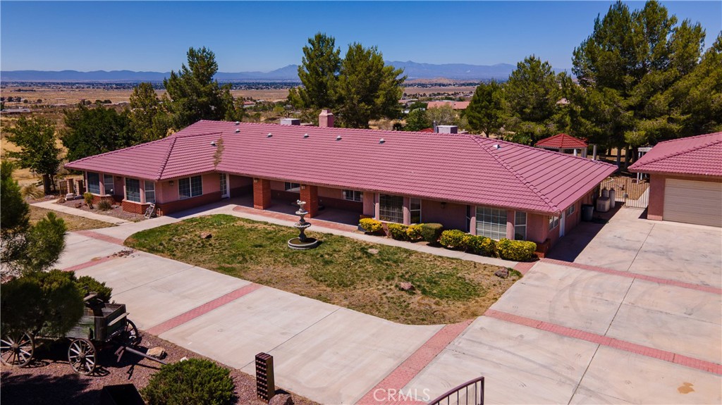 16728 Shirwaun Road Apple Valley, CA 92307 - Photo 11 of 72