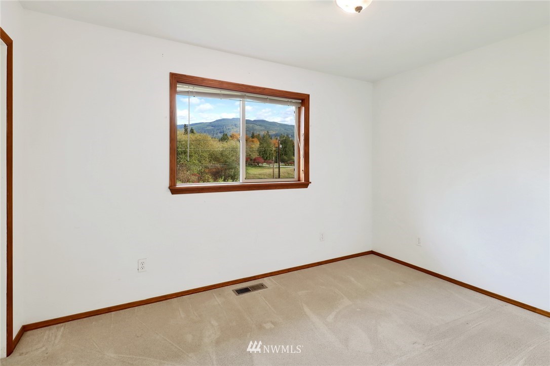 319 Cain Lake Road Sedro-Woolley, WA 98284 - Photo 14 of 27 Gallery Image 14