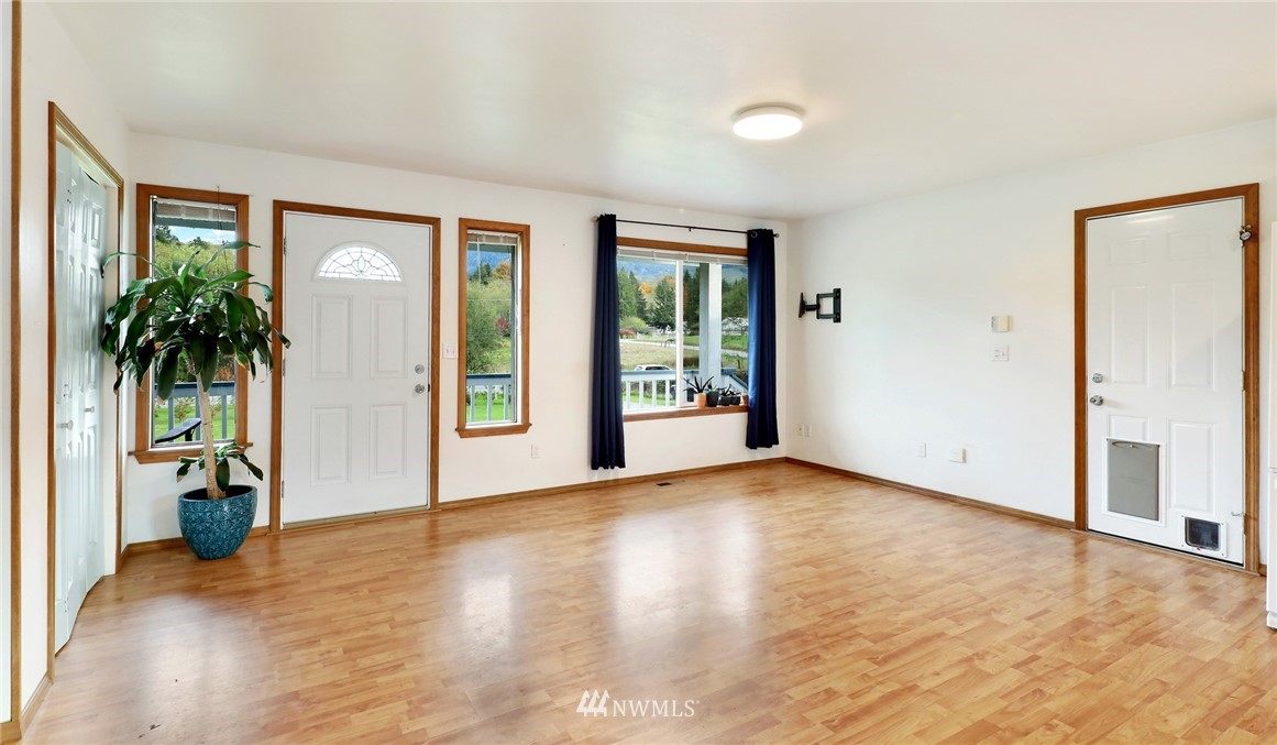 319 Cain Lake Road Sedro-Woolley, WA 98284 - Photo 10 of 27 Gallery Image 10
