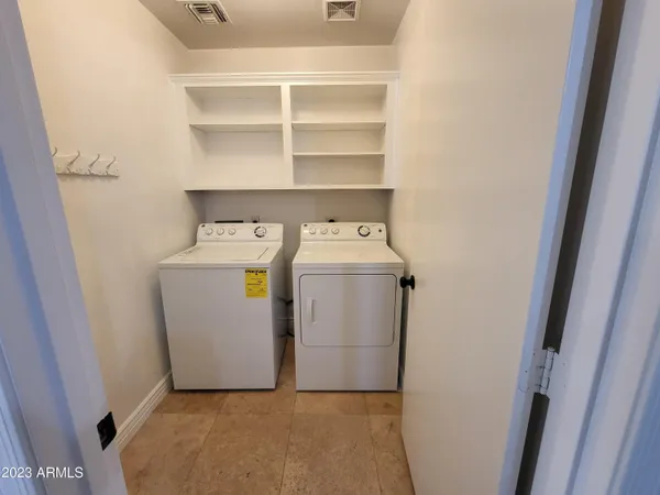 $1,925 | 6629 South 18th Drive, Phoenix, AZ 85041