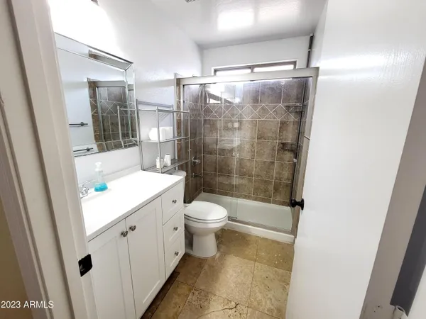 $1,925 | 6629 South 18th Drive, Phoenix, AZ 85041