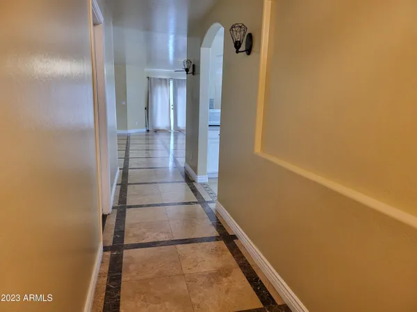 $1,925 | 6629 South 18th Drive, Phoenix, AZ 85041