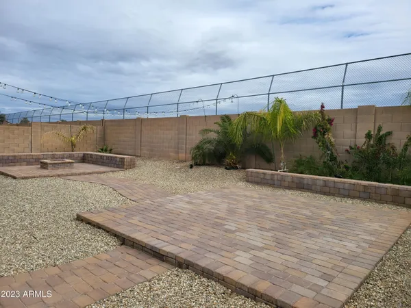$1,925 | 6629 South 18th Drive, Phoenix, AZ 85041
