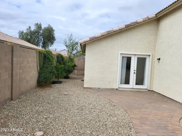 $1,925 | 6629 South 18th Drive, Phoenix, AZ 85041