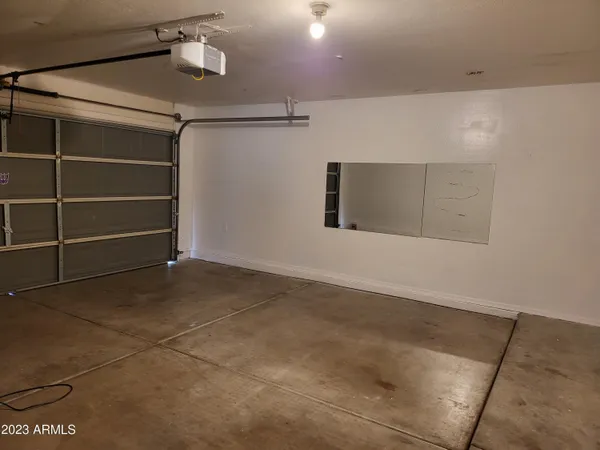 $1,925 | 6629 South 18th Drive, Phoenix, AZ 85041