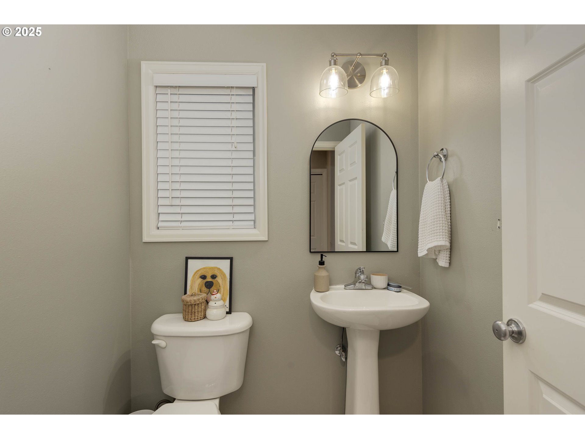 400 Southwest 14th Court Canby, OR 97013 - Photo 23 of 31