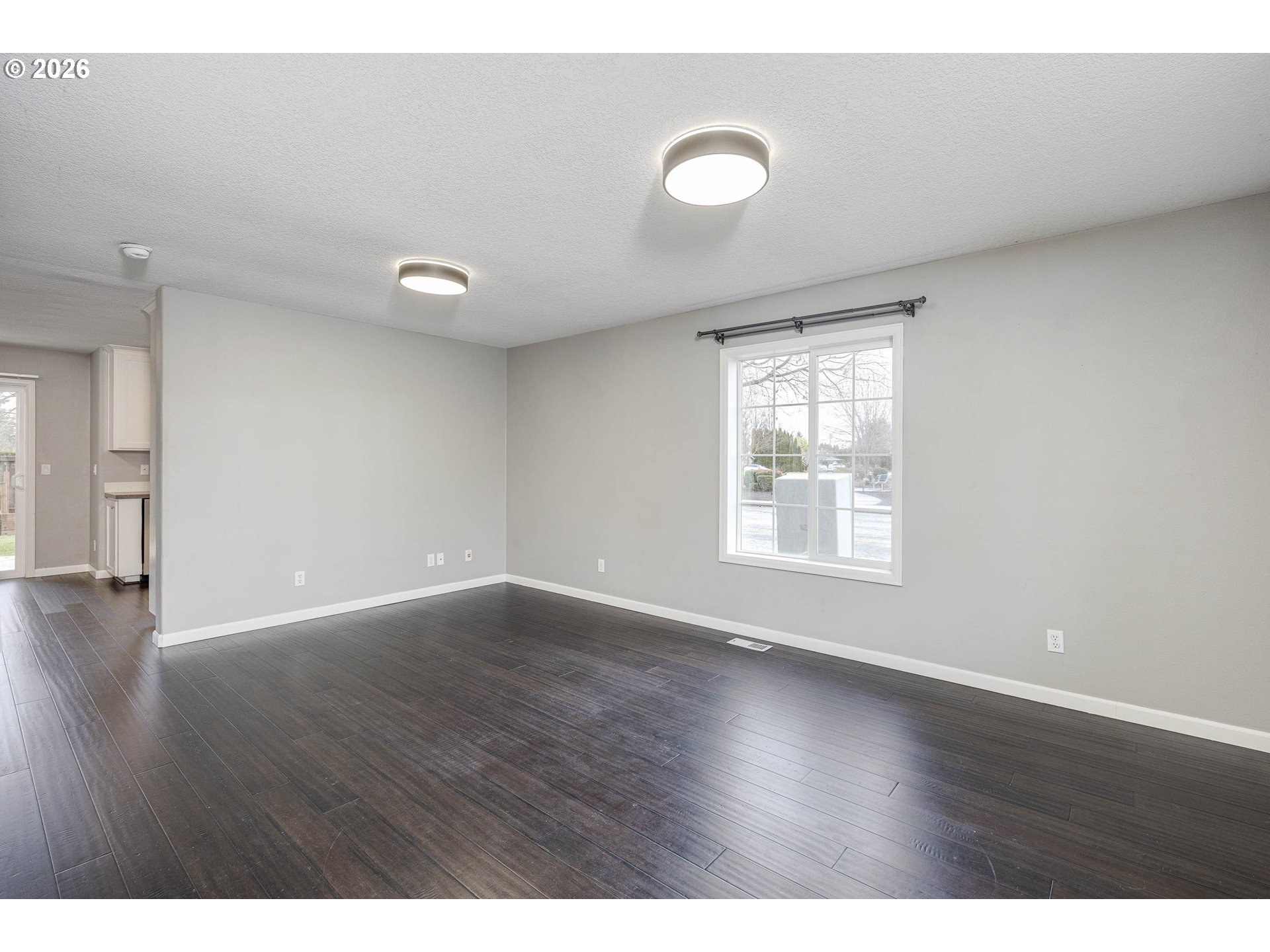 400 Southwest 14th Court Canby, OR 97013 - Photo 29 of 38