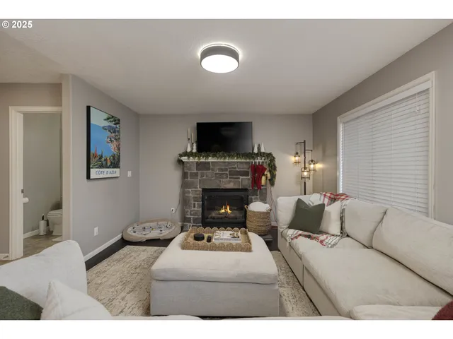 $515,000 | 400 Southwest 14th Court, Canby, OR 97013