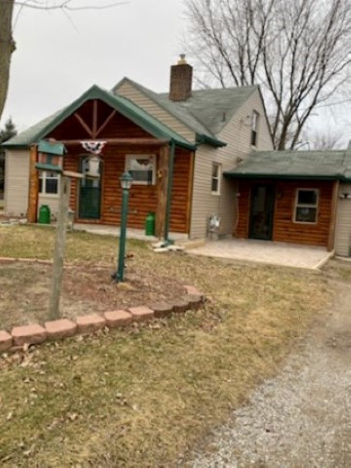 6020 Farrand Road Clio, MI 48420 - Photo 8 of 37 50001933-7.JPG