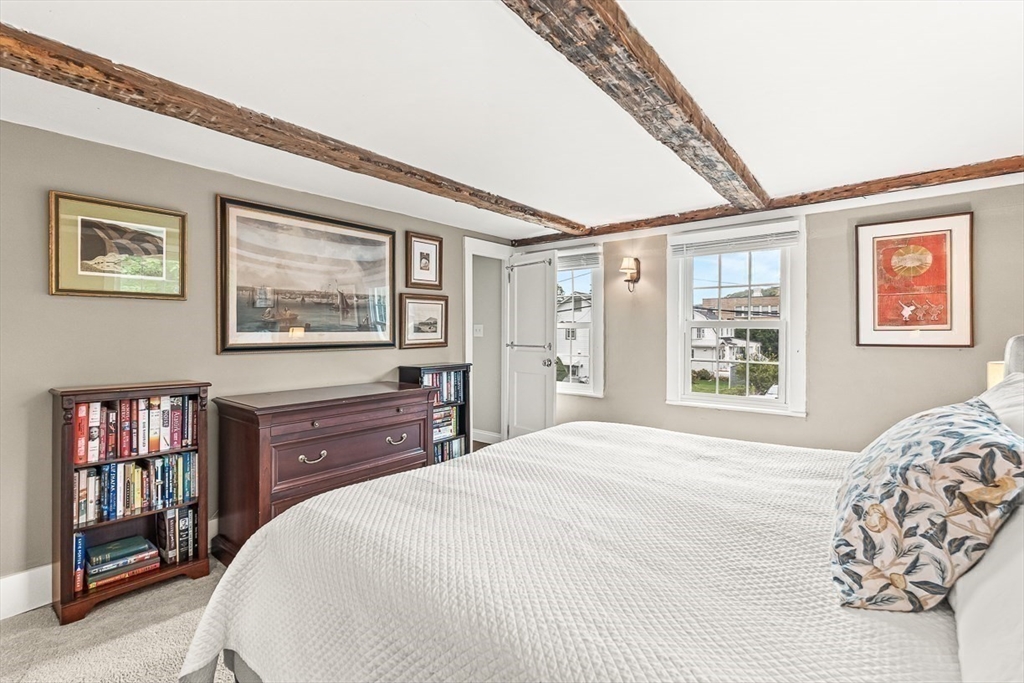 25 Columbia Street Wellesley, MA 02481 - Photo 13 of 26