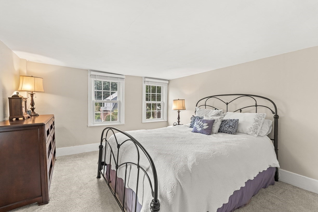 25 Columbia Street Wellesley, MA 02481 - Photo 15 of 26