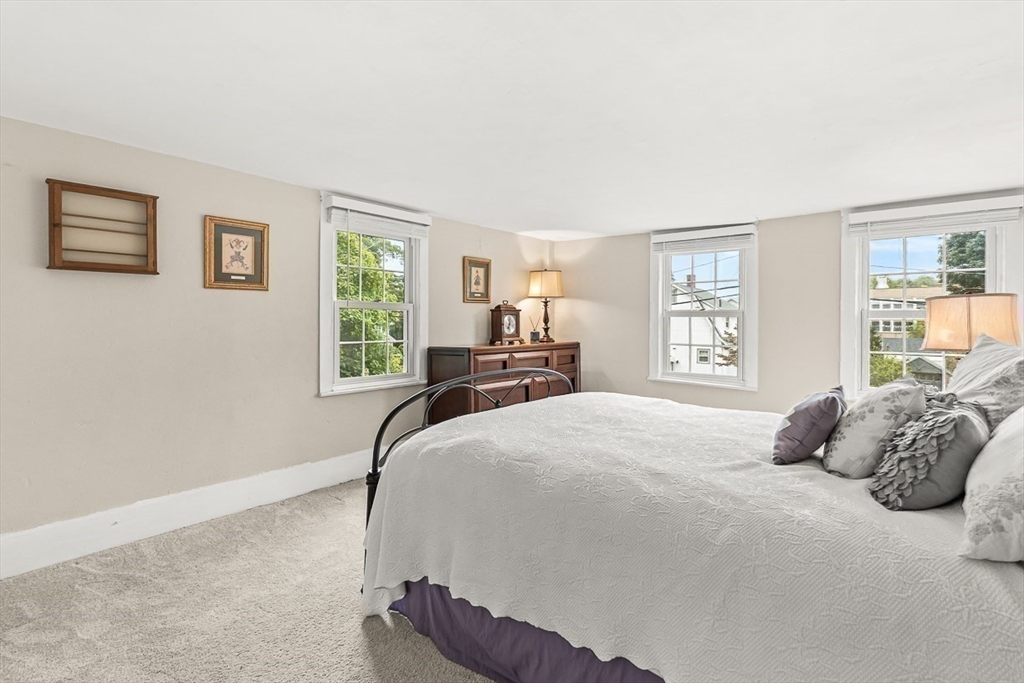 25 Columbia Street Wellesley, MA 02481 - Photo 16 of 26