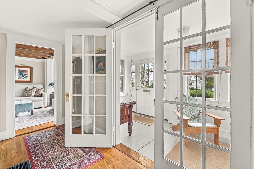 25 Columbia Street Wellesley, MA 02481 - Photo 2 of 26