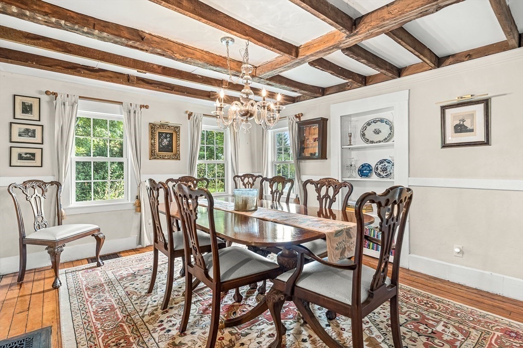 25 Columbia Street Wellesley, MA 02481 - Photo 7 of 26