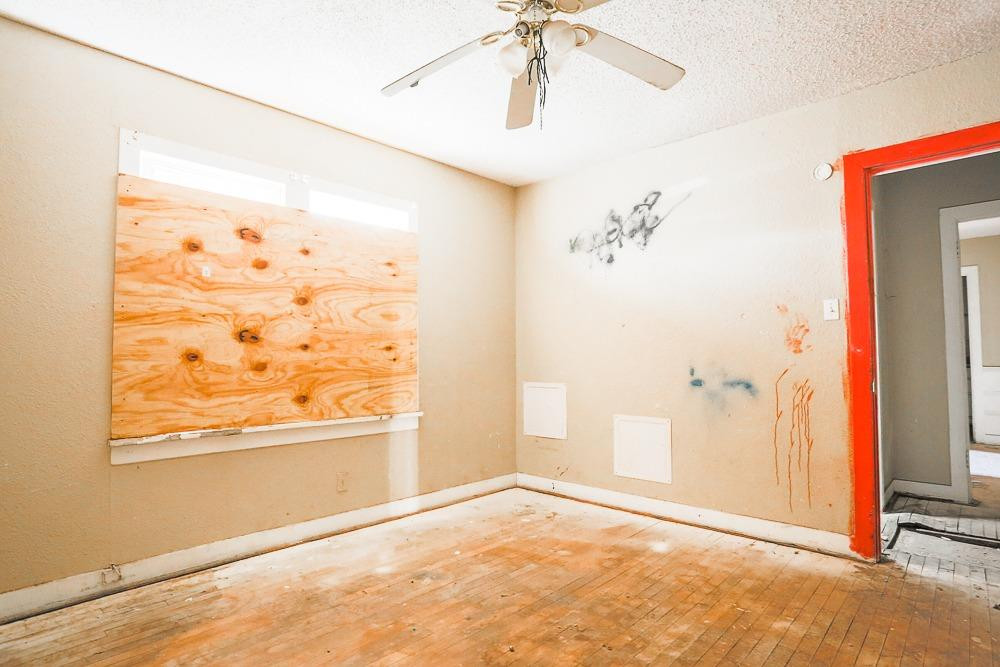 2007 27th Street Lubbock, TX 79411 - Photo 12 of 19 Photo 12