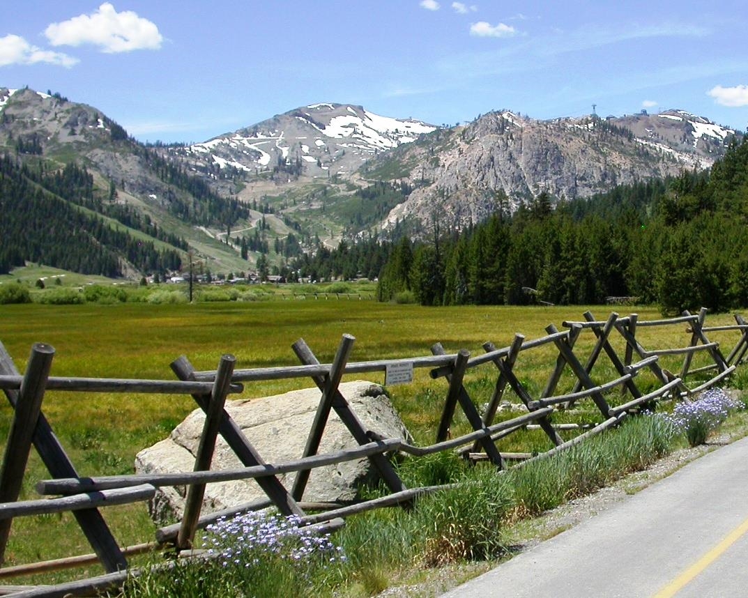 400 Squaw Creek Road, Unit 958 Olympic Valley, CA 96146 - Photo 17 of 21