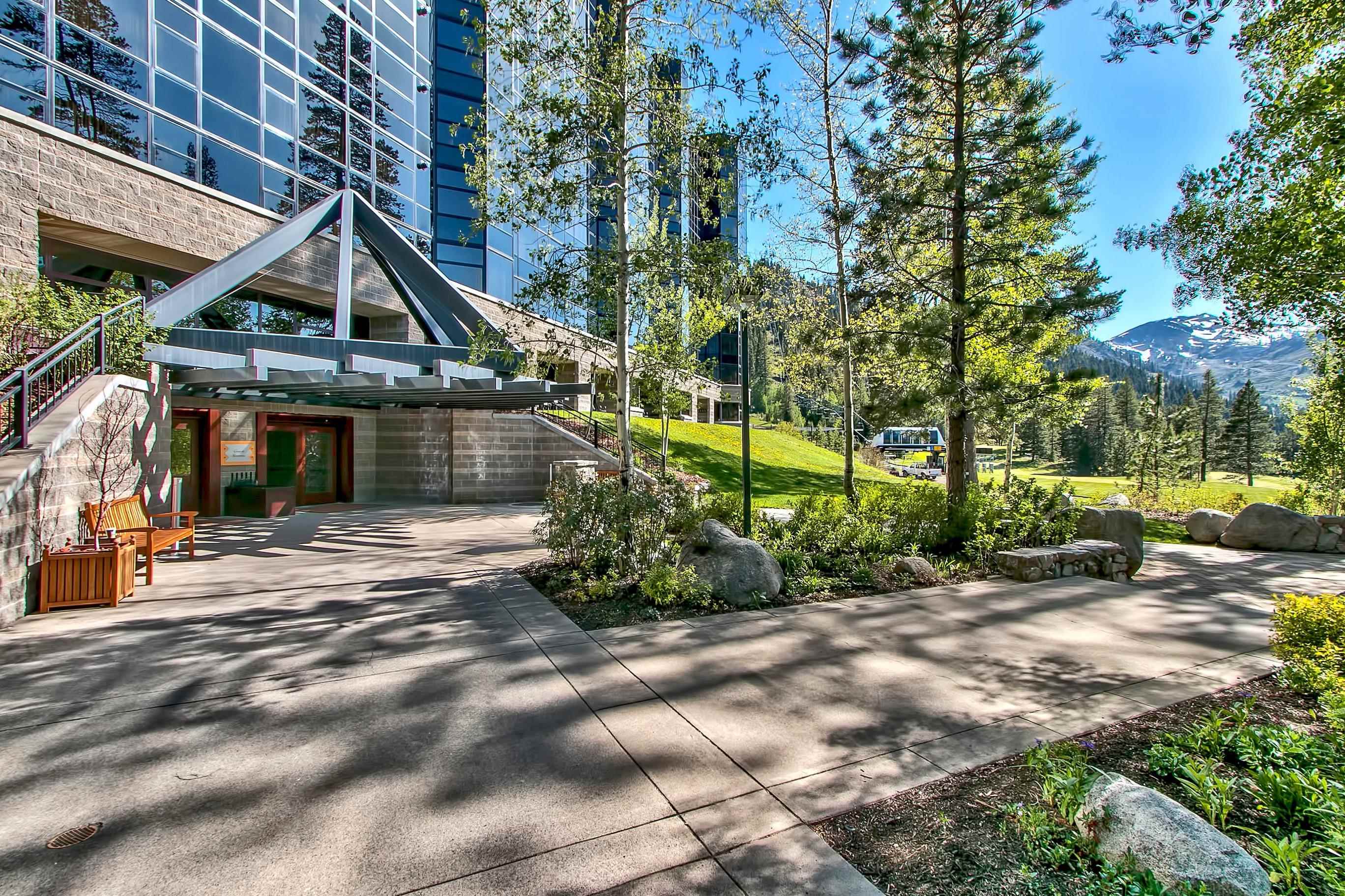 400 Squaw Creek Road, Unit 958 Olympic Valley, CA 96146 - Photo 18 of 21