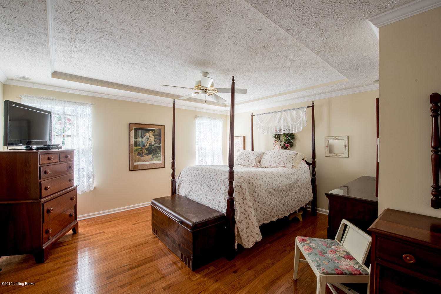 3816 Ridgehurst Court Louisville, KY 40299 - Photo 17 of 38 28
