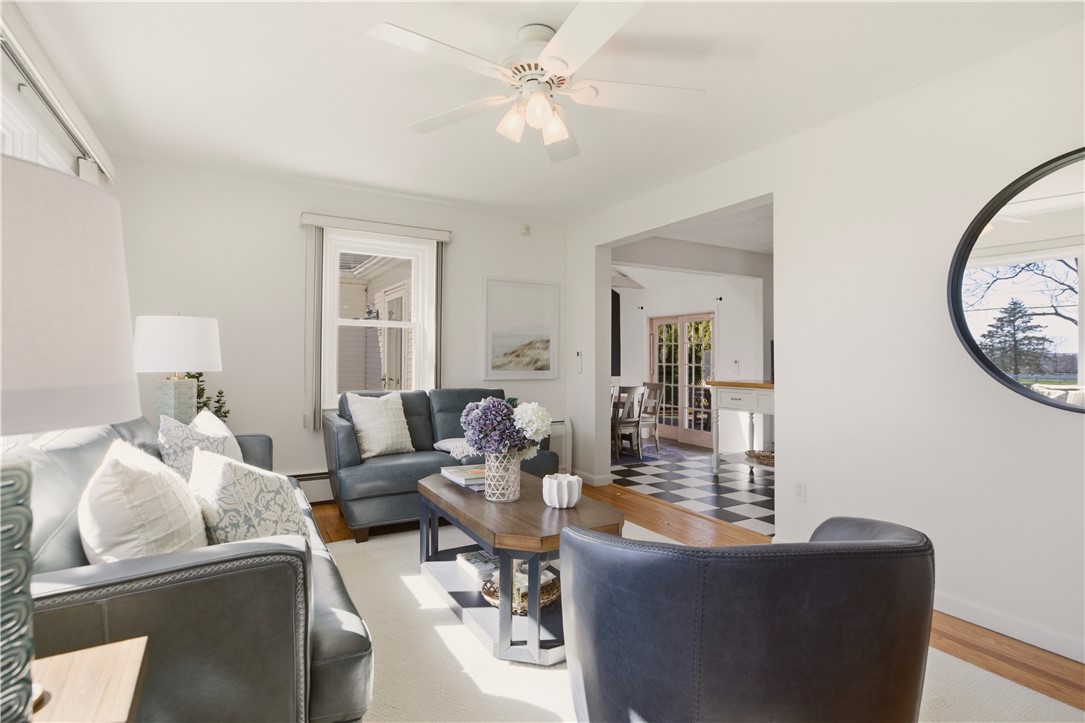 415 Wapping Road Portsmouth, RI 02871 - Photo 9 of 43