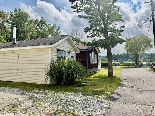 $260,000 | 9 Cottage Place, North Salem, NY 10560