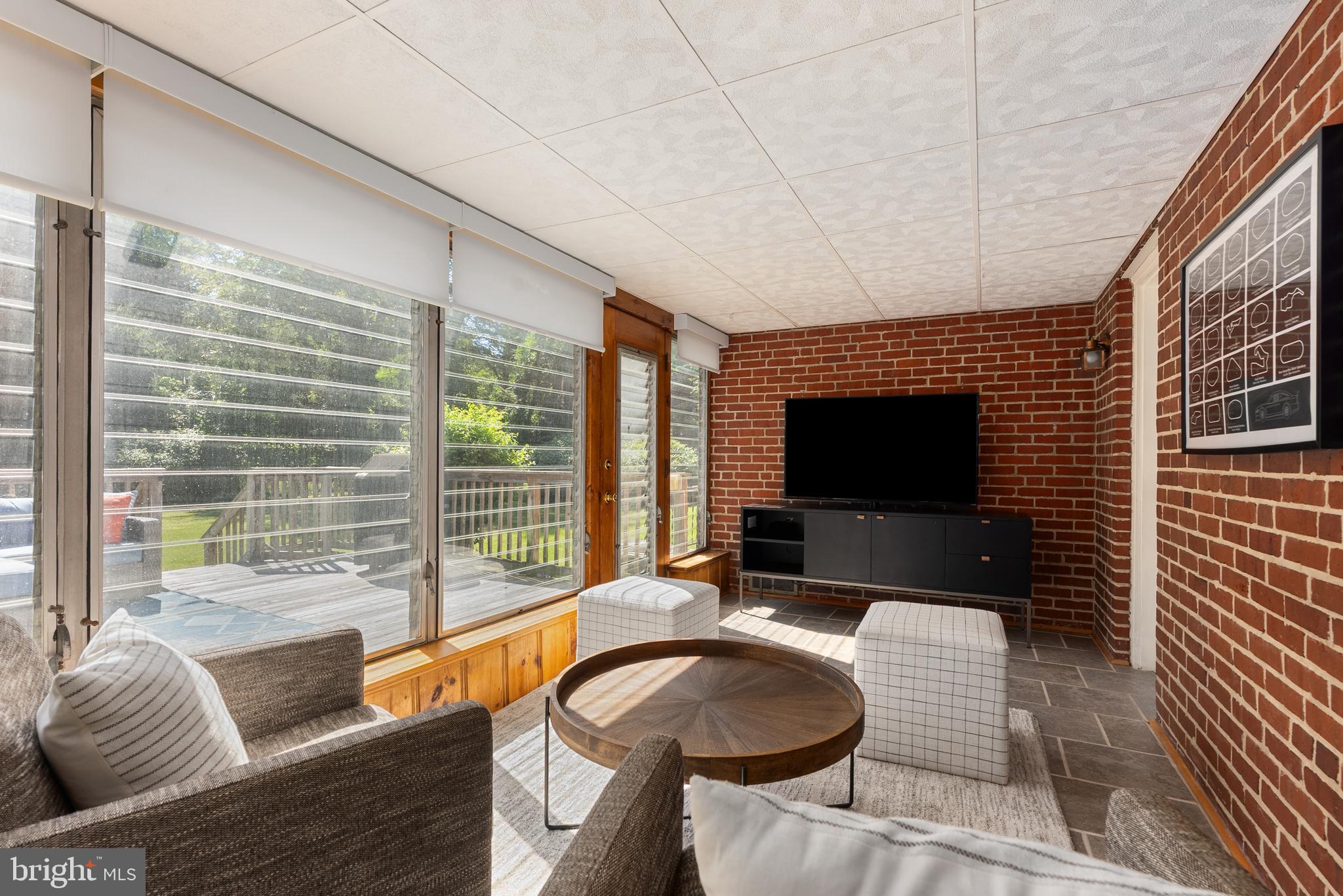 7919 Ruxway Road Baltimore, MD 21204 - Photo 33 of 39 Gallery Image 33
