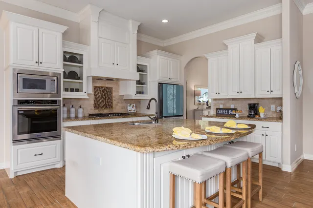 $585,000 | 17326 Pecos Drive, Splendora, TX 77372