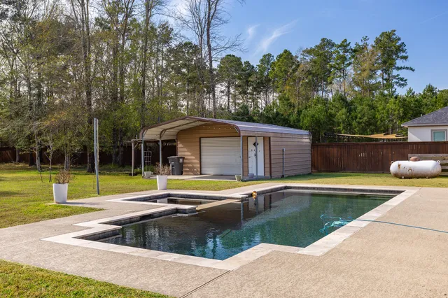 $585,000 | 17326 Pecos Drive, Splendora, TX 77372