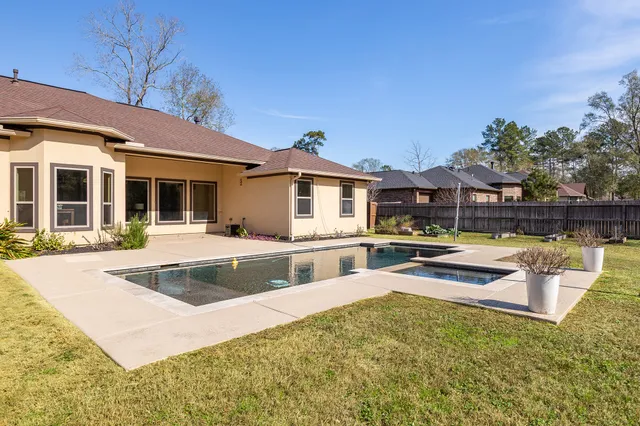 $585,000 | 17326 Pecos Drive, Splendora, TX 77372