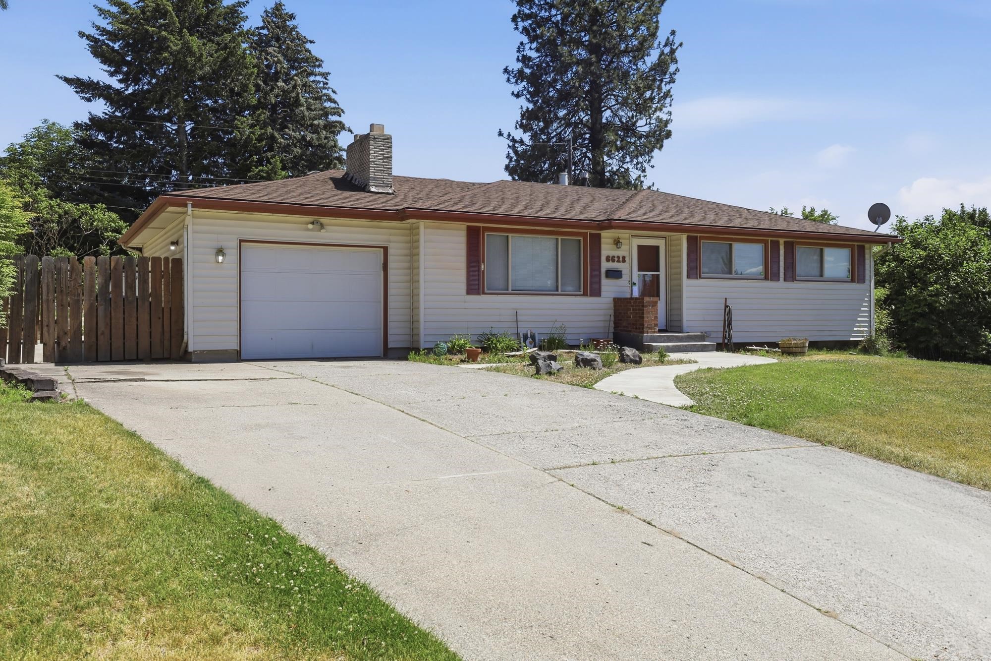 6628 North Alberta Street Spokane, WA 99208 - Photo 2 of 42