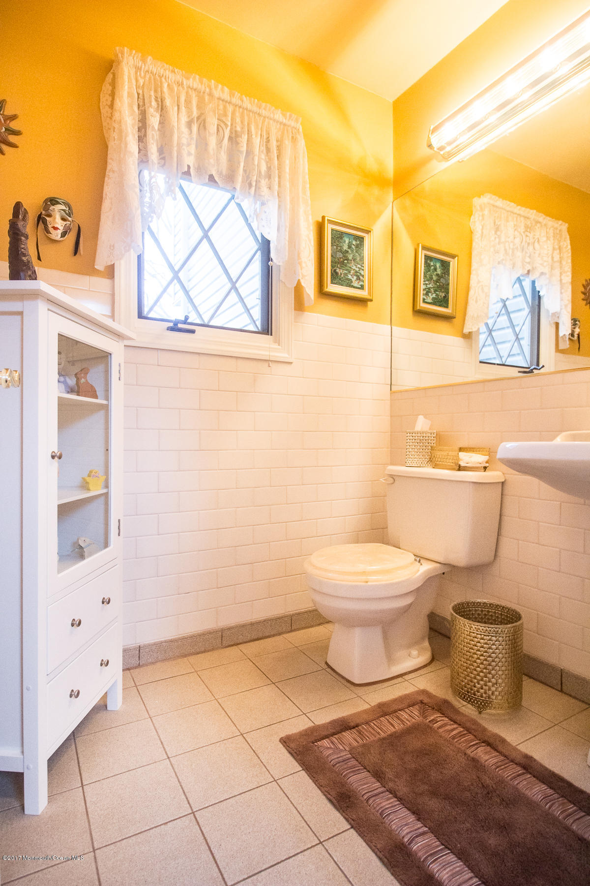 98 Ueland Road Red Bank, NJ 07701 - Photo 19 of 44 298UelandHalfBath2 (1 of 1)