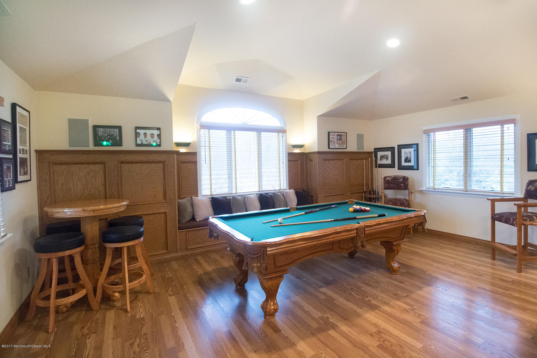 98 Ueland Road Red Bank, NJ 07701 - Photo 22 of 44 98UelandGreatRoom1 (1 of 1)