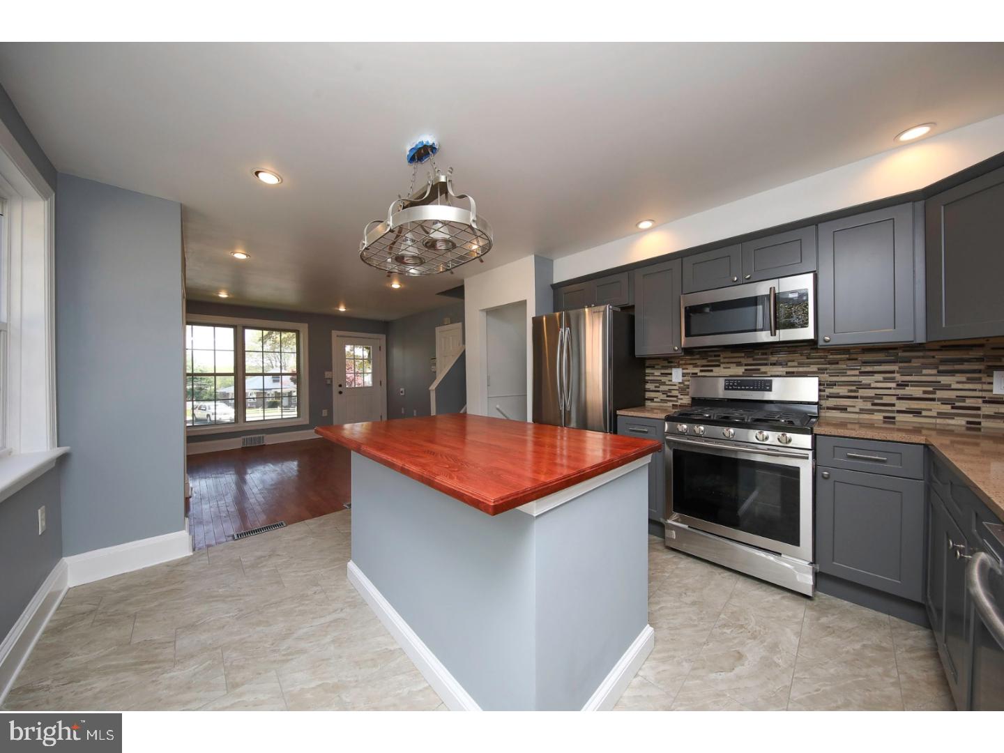 8512 Chippewa Road Philadelphia, PA 19128 - Photo 11 of 25 Gallery Image 11