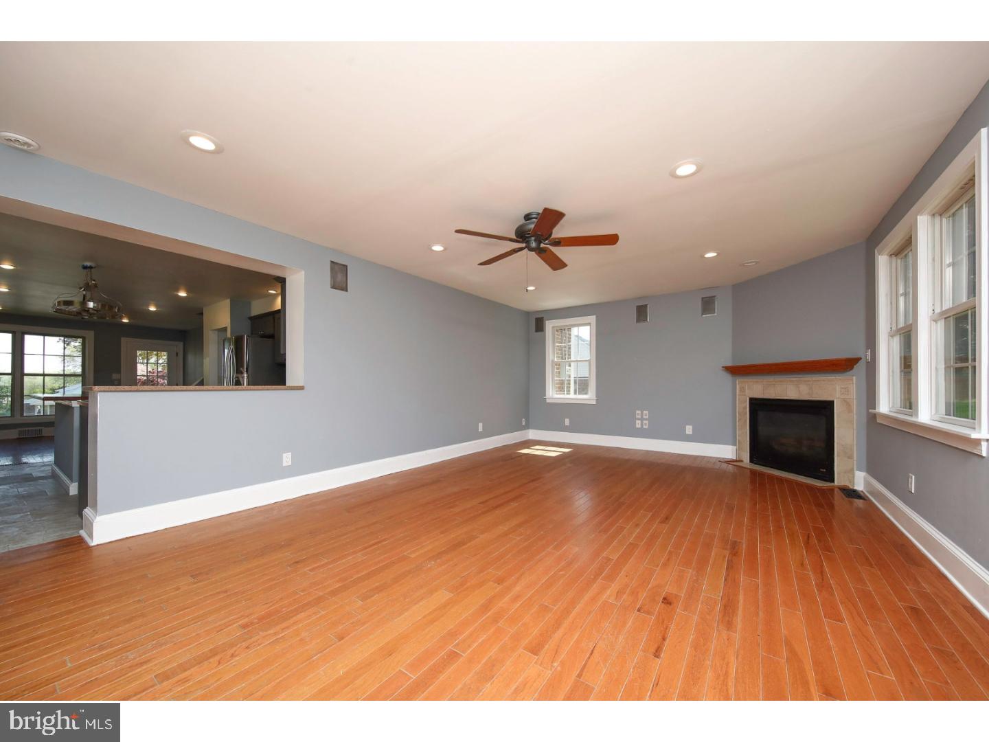 8512 Chippewa Road Philadelphia, PA 19128 - Photo 8 of 25 Gallery Image 8