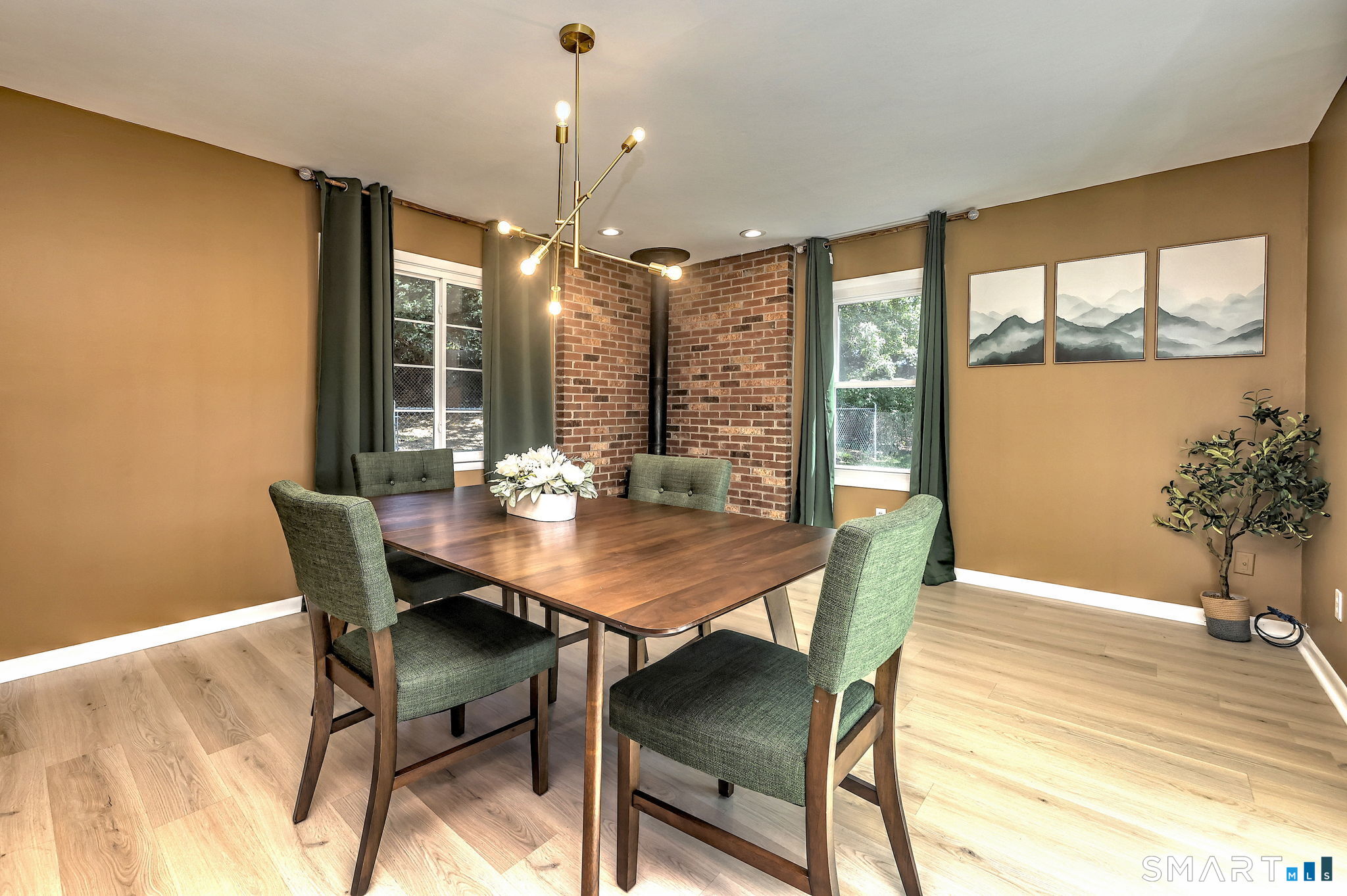 69 Bassett Road North Haven, CT 06473 - Photo 15 of 37