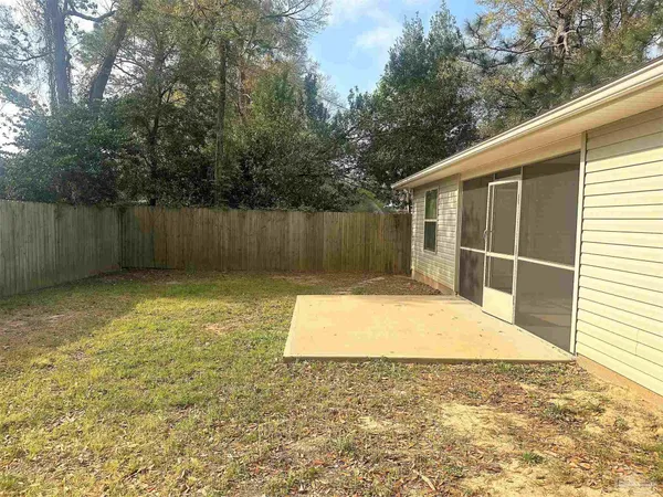 $2,350 | 5740 San Gabriel Drive, Pensacola, FL 32504