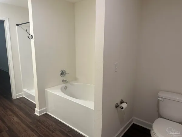 $2,350 | 5740 San Gabriel Drive, Pensacola, FL 32504